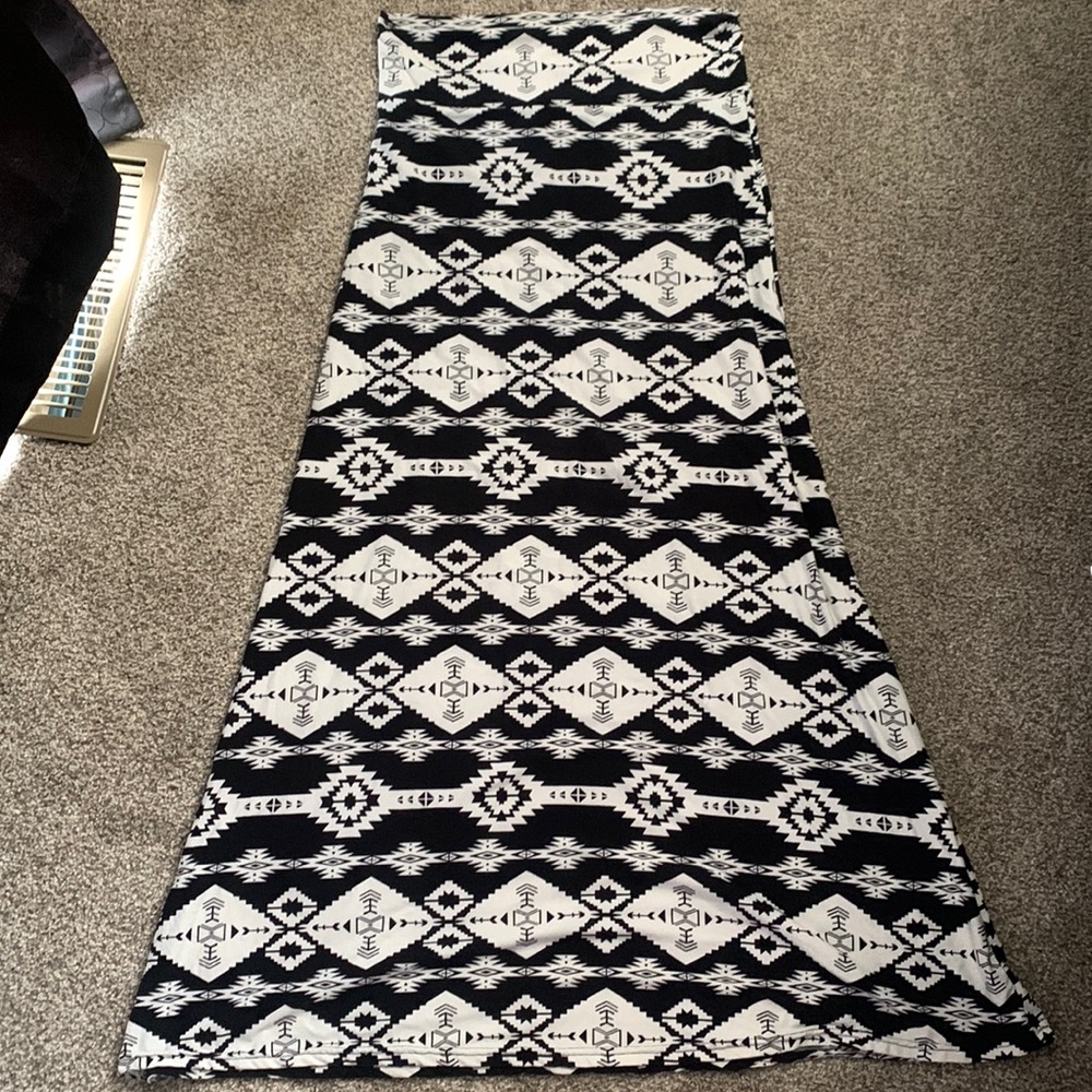 Womens full lenth Hot Kiss Skirt